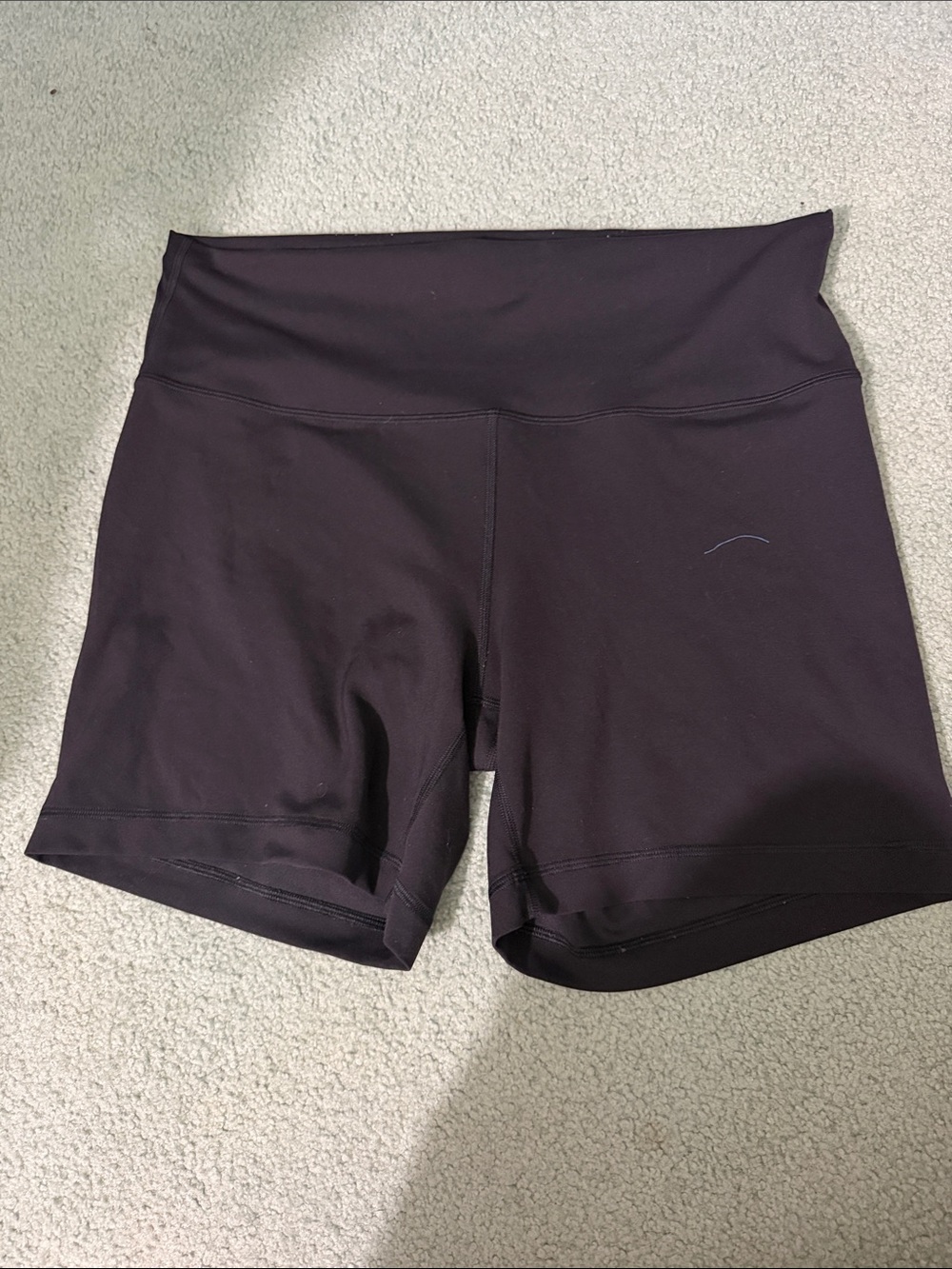 Lululemon Wunder Train 6” Shorts